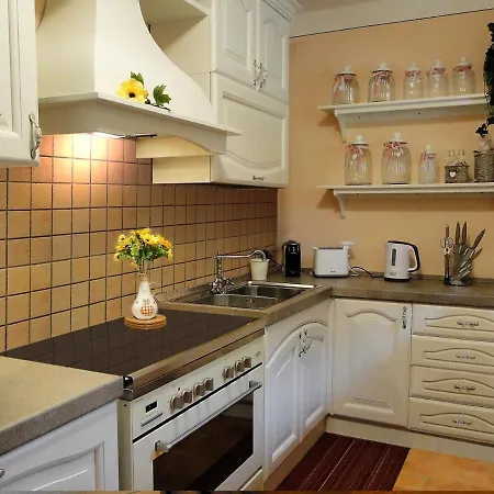 Farm stay La Del Cardinale Poggio (Lucca)