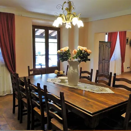 Farm stay La Del Cardinale Poggio (Lucca)